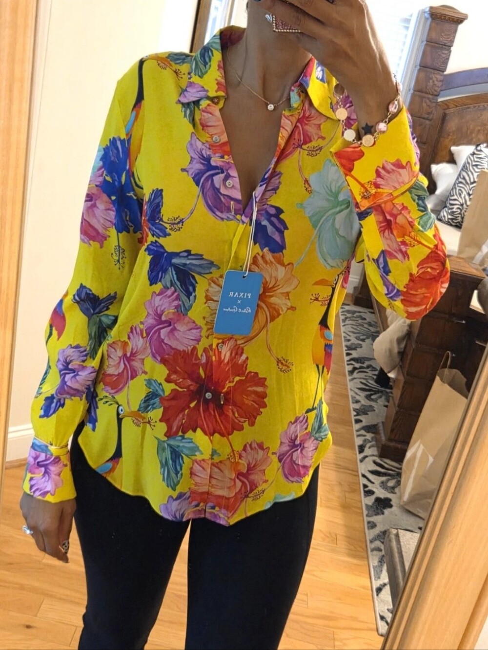 ROBERT GRAHAM Special Edition Floral The Ellie Shirt Pixar-NWT Retail $328-Small